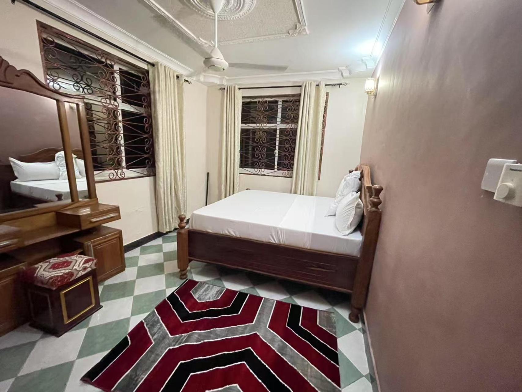 Bawang Apartment *